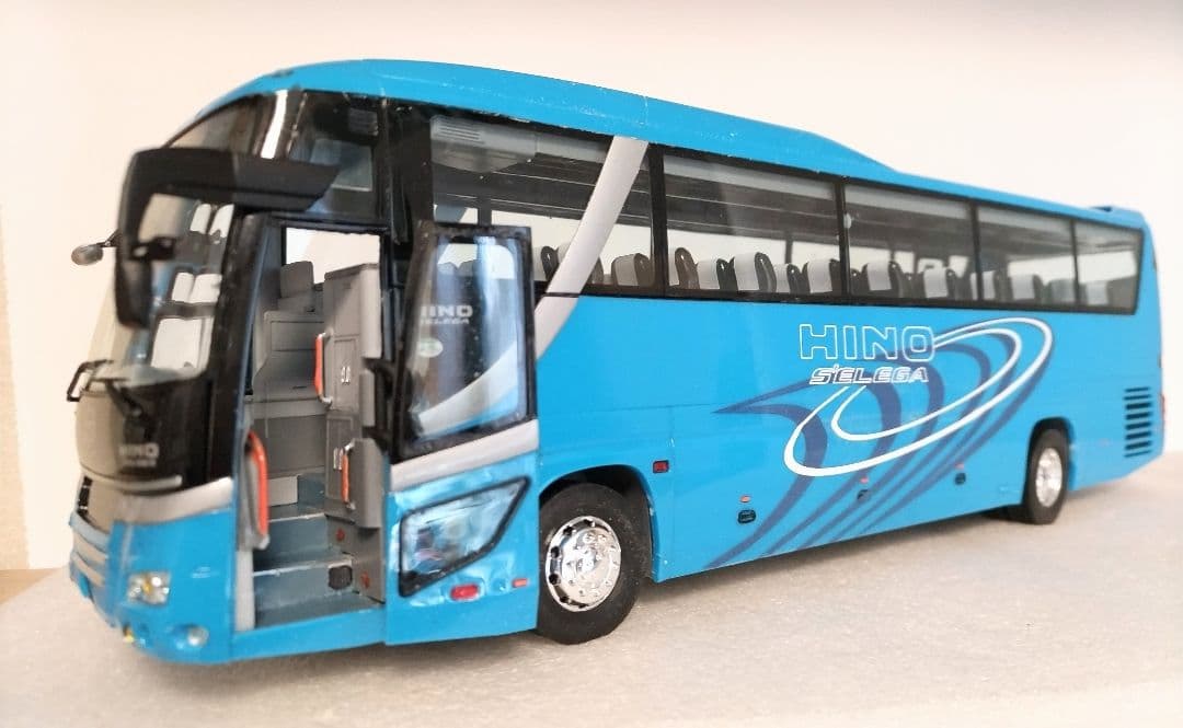 1/32 日野セレガスーパーハイデッカ　素人組立品