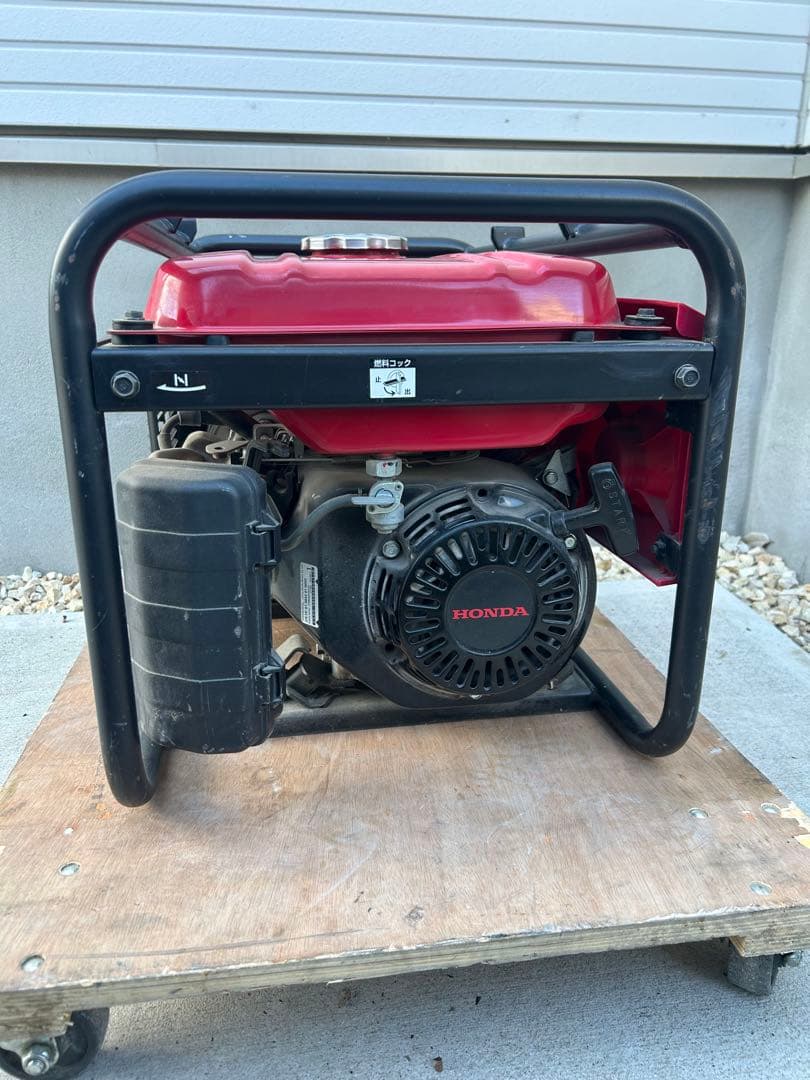 607 HONDA ホンダ EBR2300CX 発電機 エンジン発電機 1台