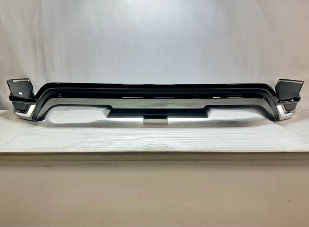 ランドクルーザー300 モデリスタ　リアスカート　黒　202