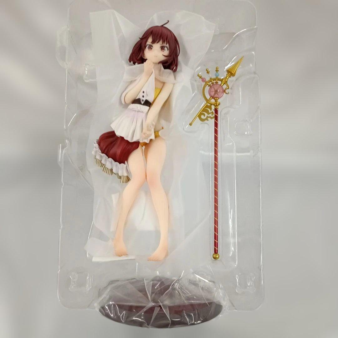 ソフィー・ノイエンミュラー お着替えmode 「ソフィーのアトリエ」 1/7