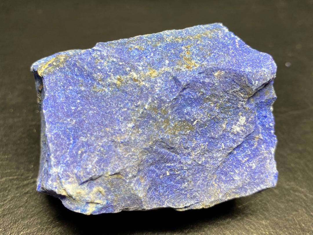 ラピスラズリ　原石　214g