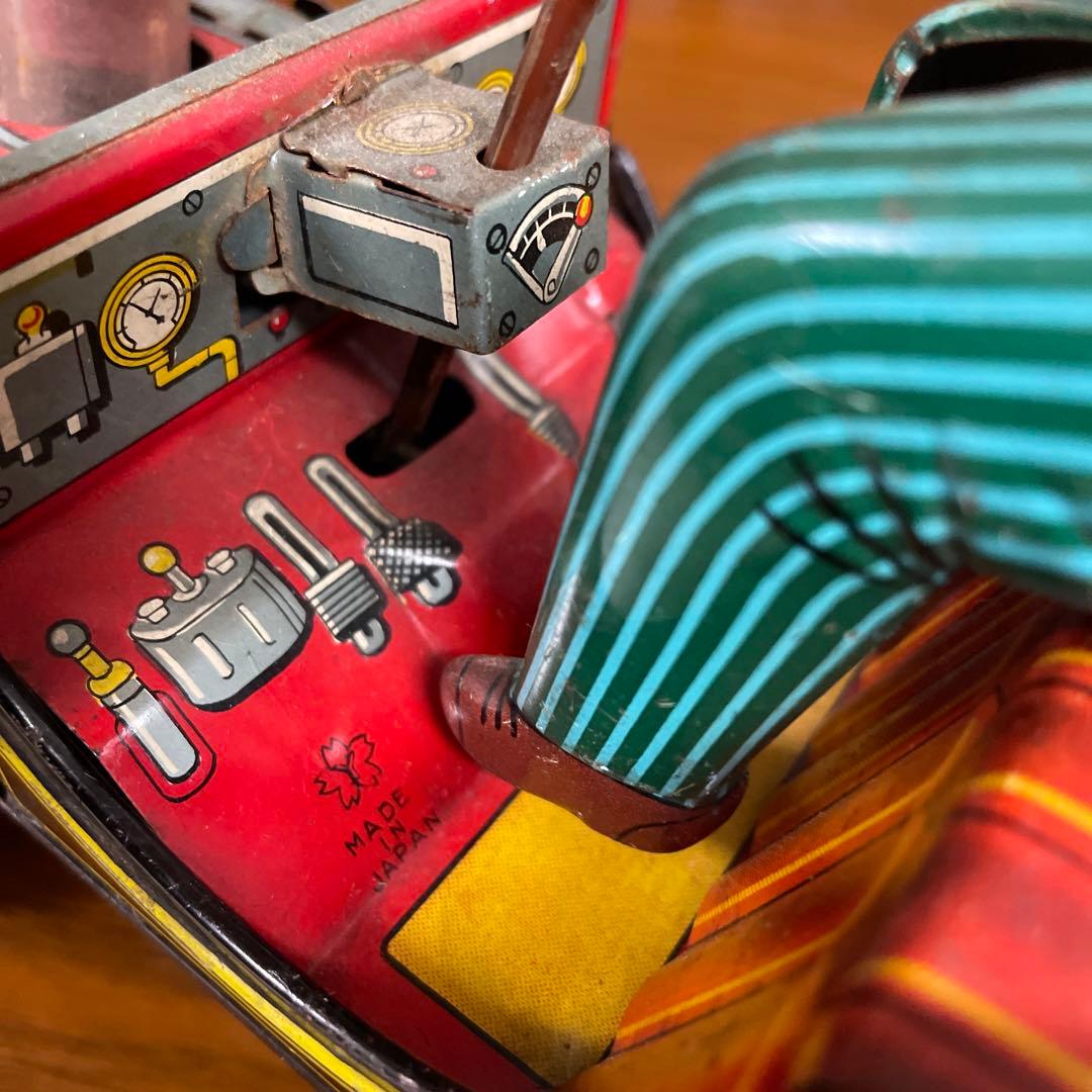 ヨネザワ　ミステリーアクション　クラシックカー