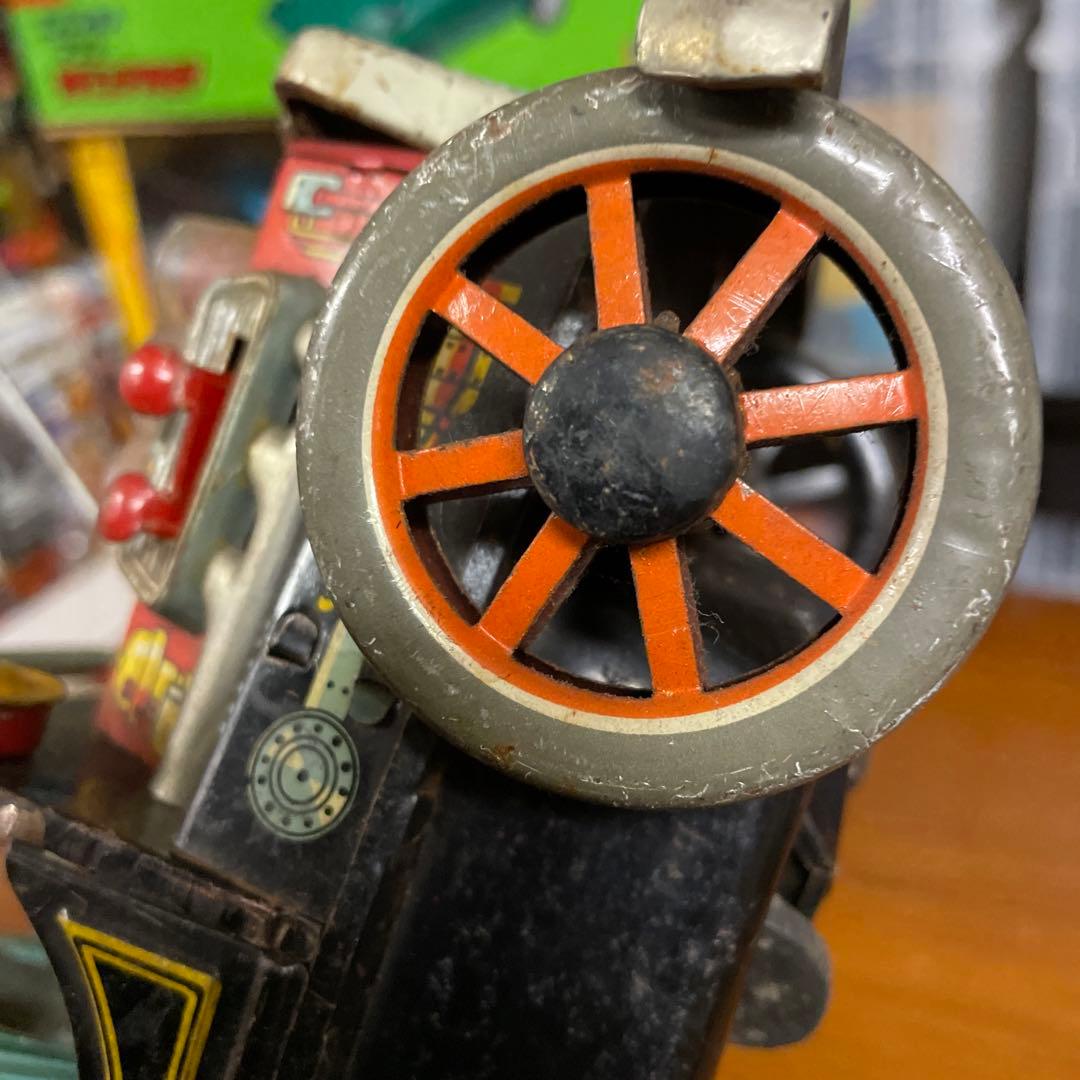 ヨネザワ　ミステリーアクション　クラシックカー