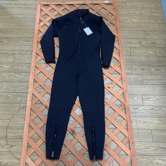 LARIAT【3mm FULL SUITS】Lsize175cm ウェットスーツ