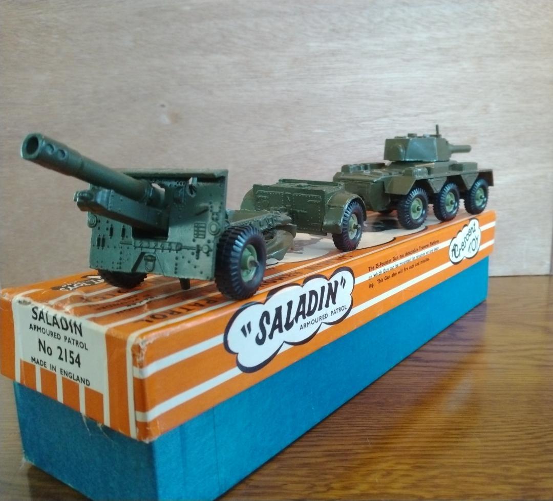 クレセントトイズ　サラディン装甲車野戦砲パトロールセット