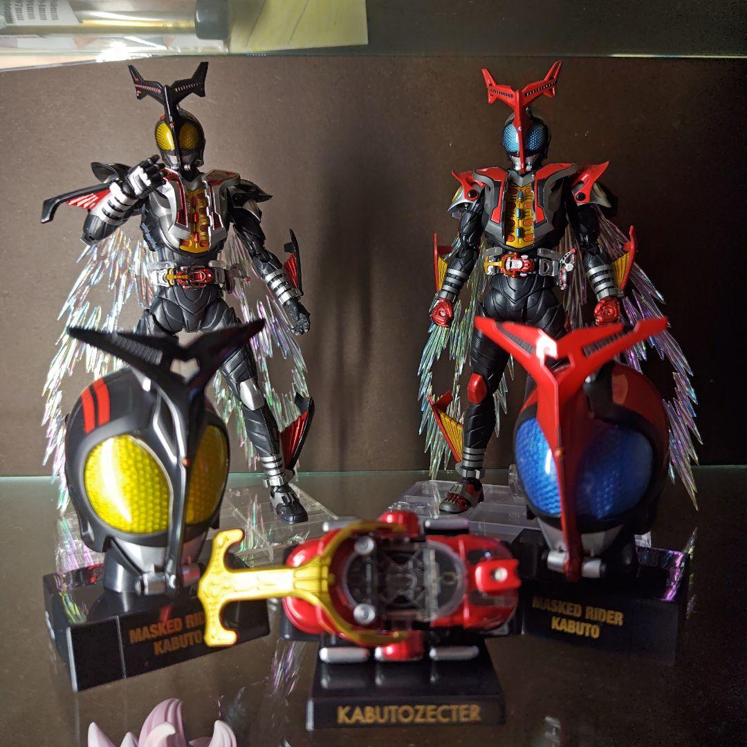 さ*が様 箱無し　真骨彫製法仮面ライダーカブト　ハイパーフォーム+おまけ