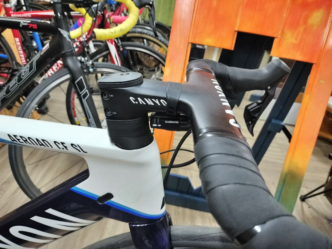 ■依田篤■CANYON AEROAD CF SL8 2XS 2022