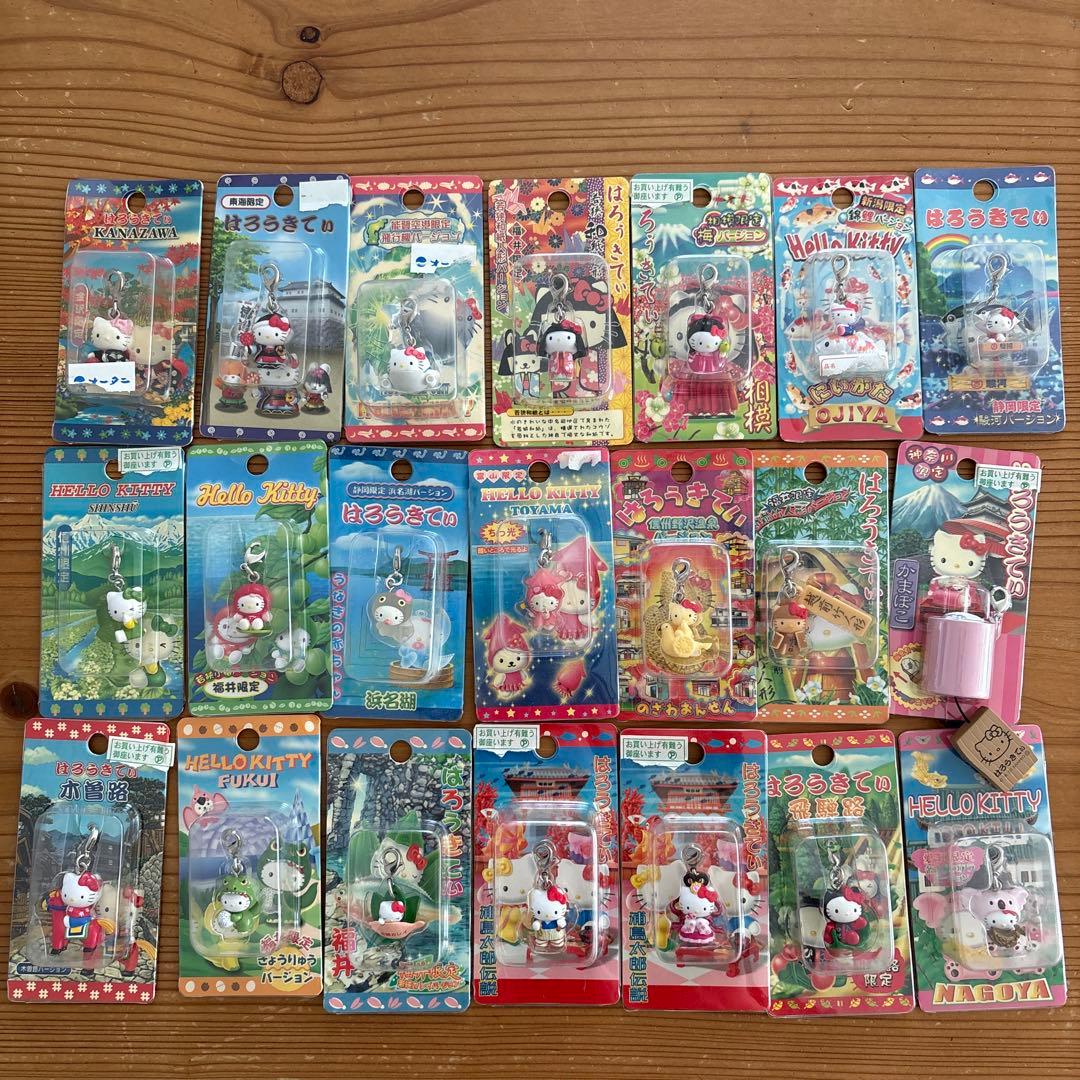 ご当地ハローキティ　ファスナーマスコット　73個　まとめ売り