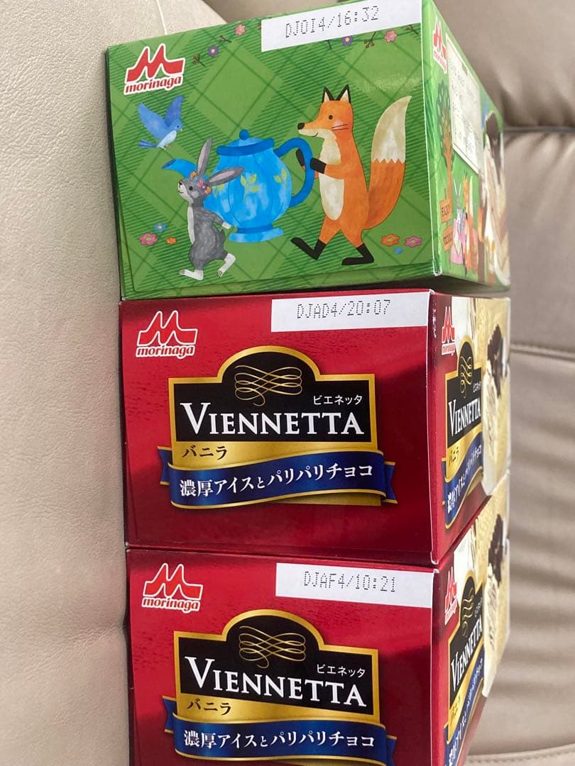 送料無料　Viennetta ビエネッタ ティラミス&バニラ 3個セット