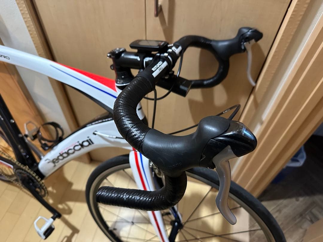 超美品　フルカーボン　ロードバイク　新品パーツ多数　エアロ