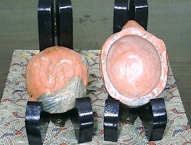 楽焼　常盤焼　栗田菊次郎 作　亀　香合　無傷　共箱　保証。