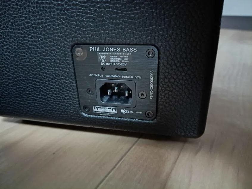 PHIL JONES BASS NANOBASS X4C ＆ 専用キャリーバッグ