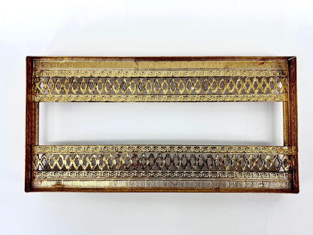 ヴィンテージ ビクトリア朝様式 ティッシュボックス（猫脚付き）