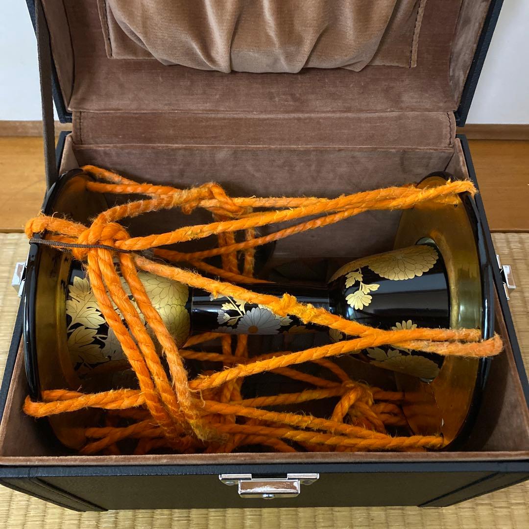 小鼓　締め緒・ハードケース付き