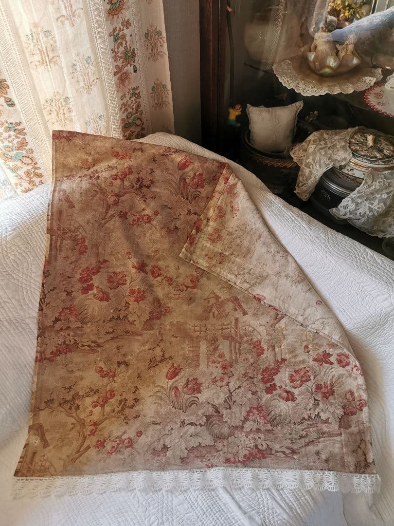 アンティークフランス トワルドジュイ 家と薔薇チューリップ ボビンレースカーテン