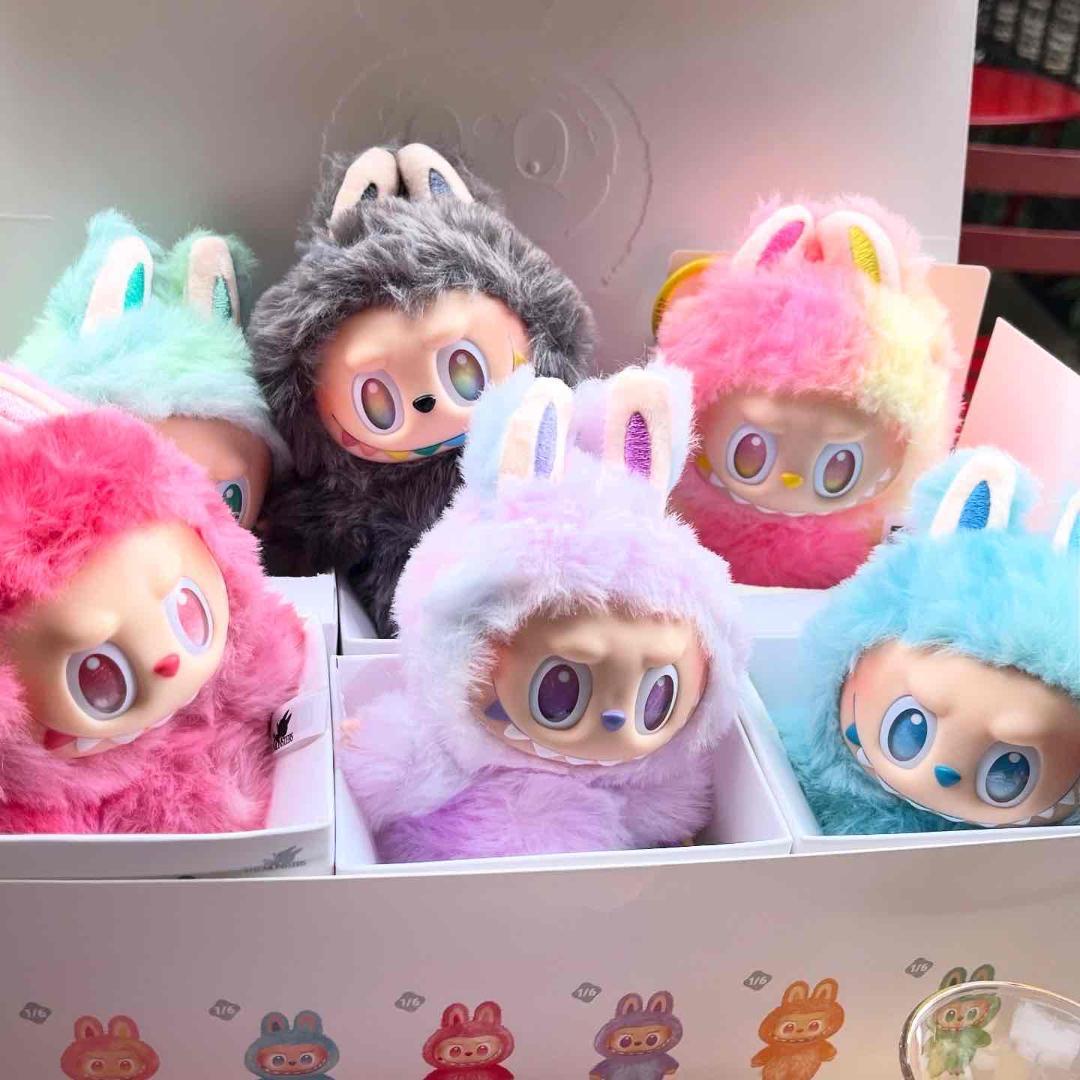 【 シークレット 】ラブブ Big into Energy ぬいぐるみペンダント