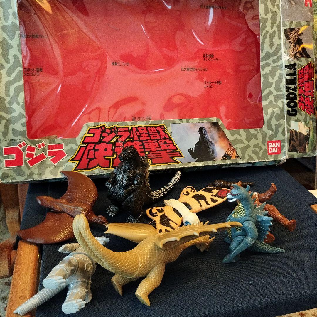 ゴジラ フィギュアセット バンダイ