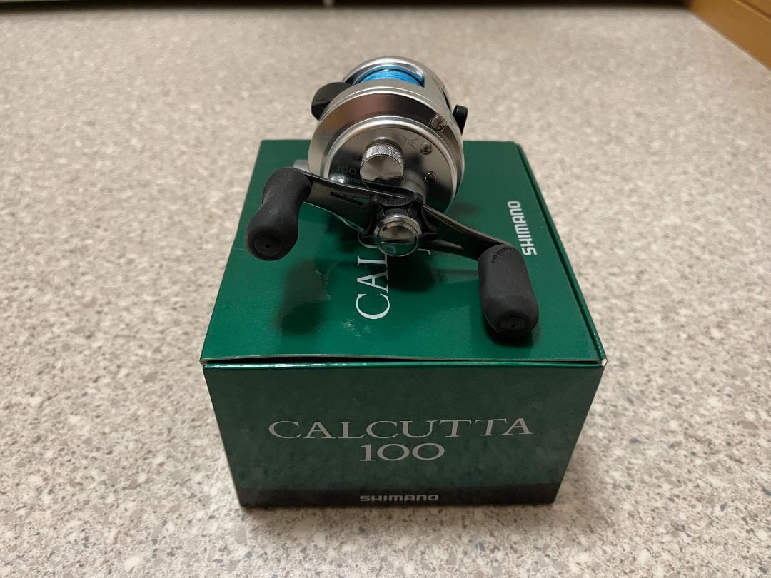 ✨美品✨【シマノ】12カルカッタ 100 SHIMANO CALCUTTA
