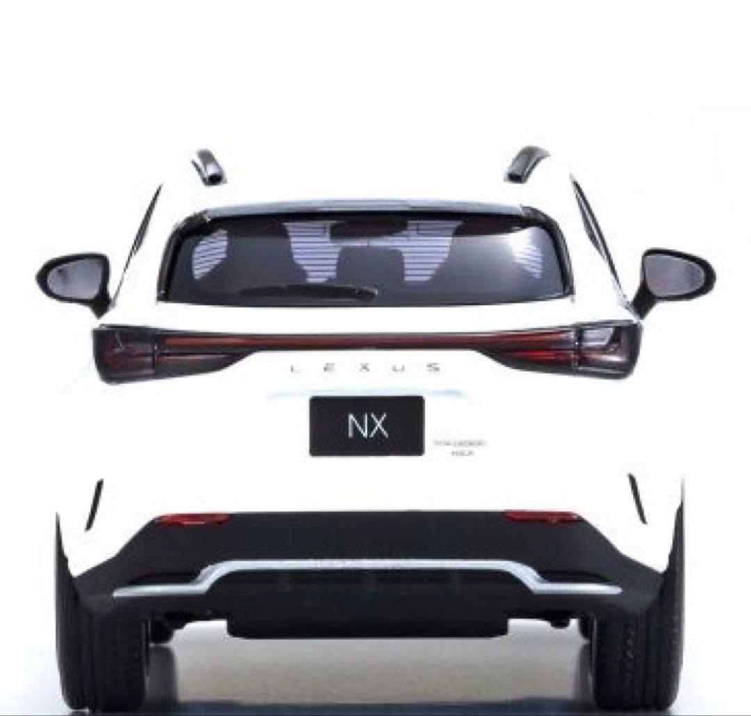 1/43 Lexus NX 350h F SPORT ホワイトノーヴァGF