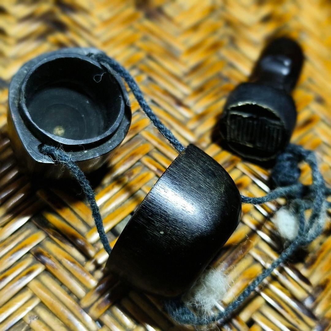江戸骨董 根付 水牛角細工 印鑑と朱肉入れ 古美術 旧家蔵出し 蒐集家放出 珍品