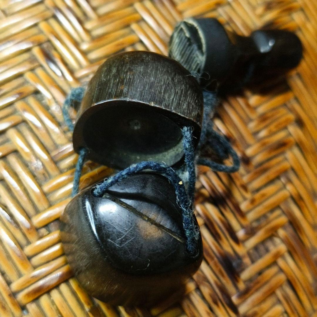 江戸骨董 根付 水牛角細工 印鑑と朱肉入れ 古美術 旧家蔵出し 蒐集家放出 珍品