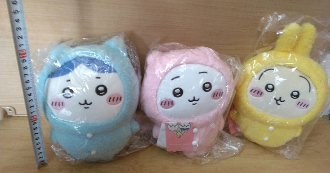 ちいかわ　miniso　パジャマパーティーぬいぐるみ