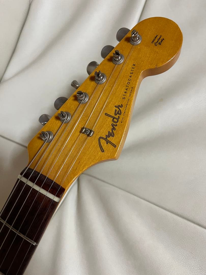 Fender ストラトキャスター ソニックブルー