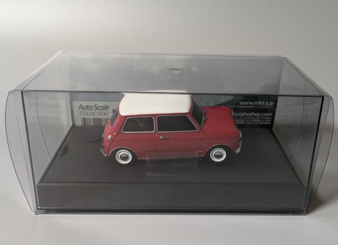 京商 MINI-Z Lit フィアット500 ホワイト(ミニクーパー レッド付)