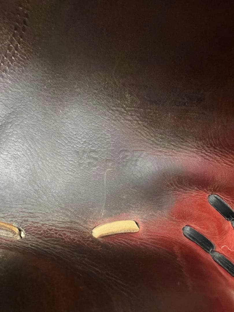 プロ実用品　爆音キャッチャーミット　球団刺繍有　　硬式　グローブ　支給品　実使用