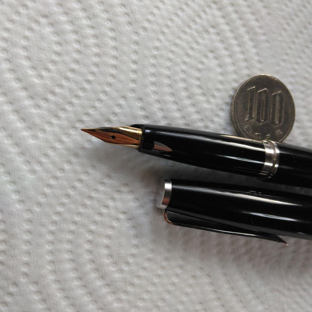 セーラー 万年筆 です、ペン先はK18です、