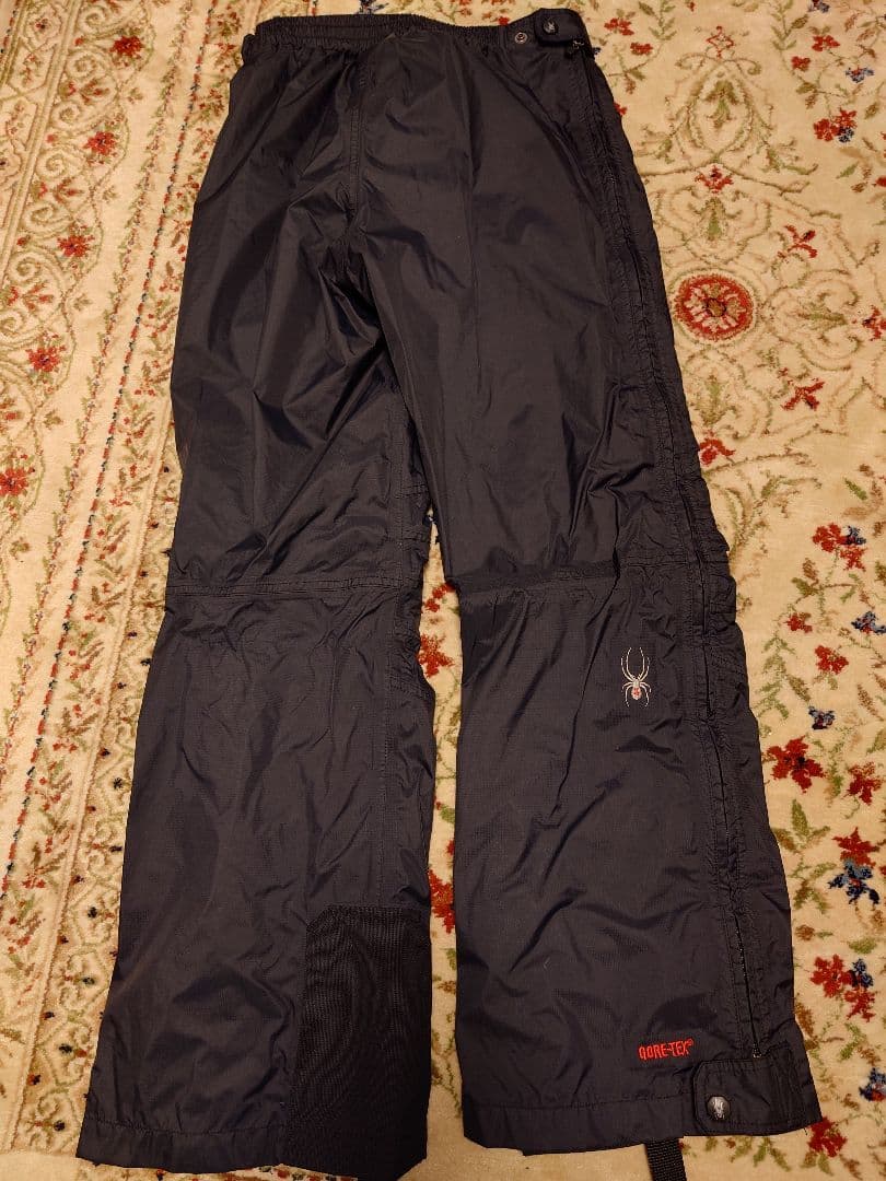 【断捨離出品・希少】SPYDER ブラック スキーパンツ　サイドフルジップタイプ