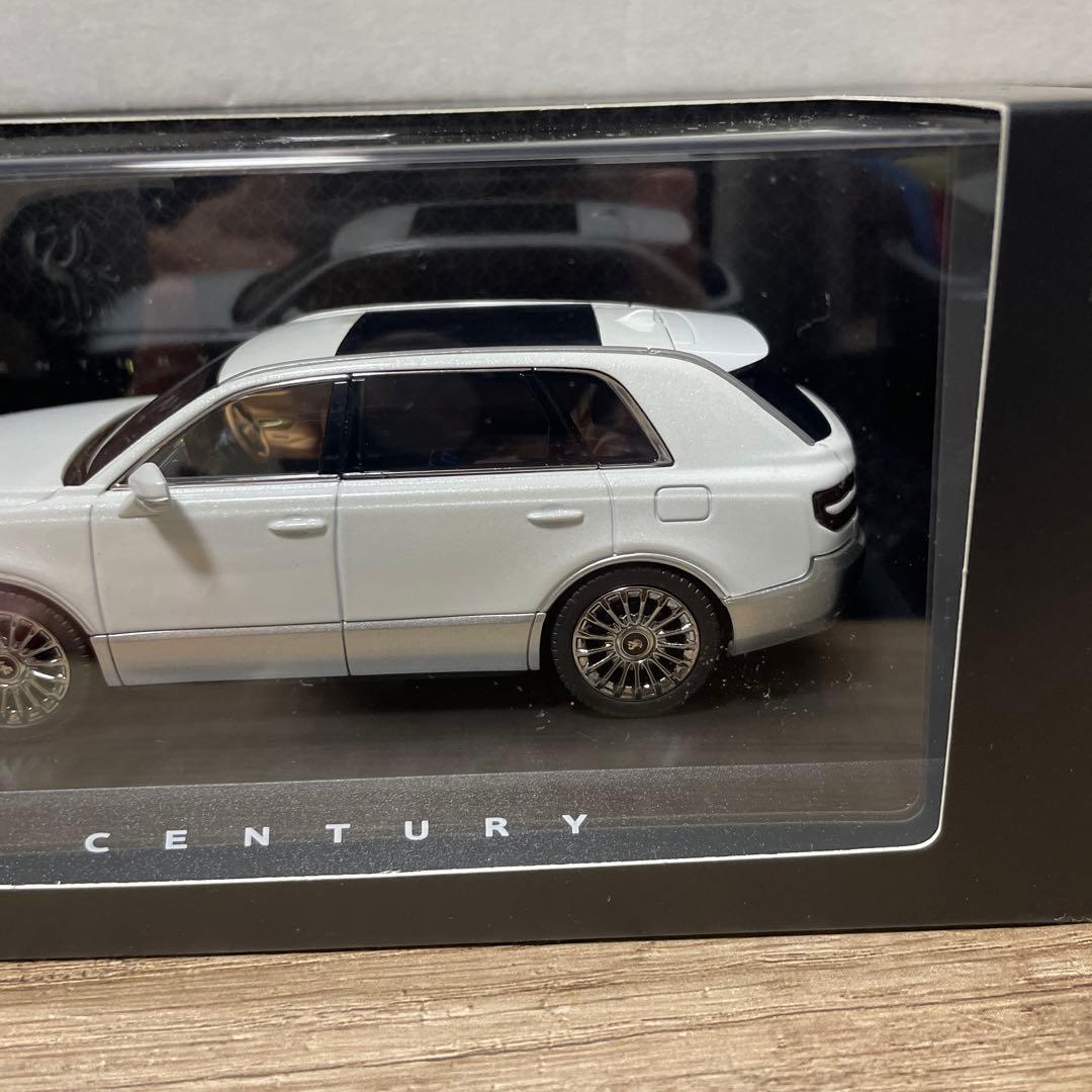 京商センチュリーSUV1/43ミニカー