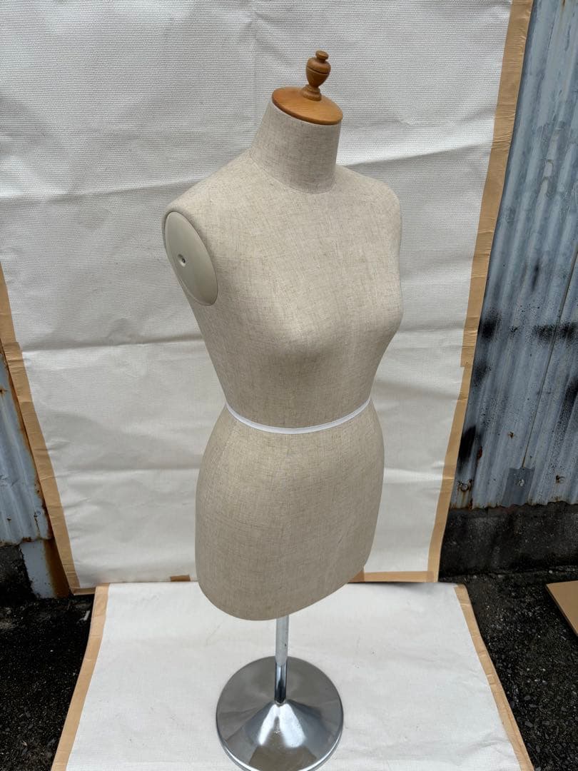 マネキン ボディ　トルソー　女性用 　HOSOKAWA製　ナチュラルカラ-