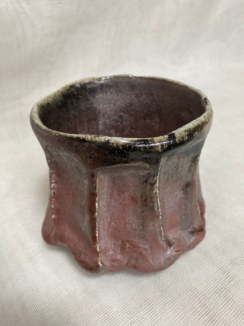 木戸貞昭／穴窯志野筒茶碗／A89