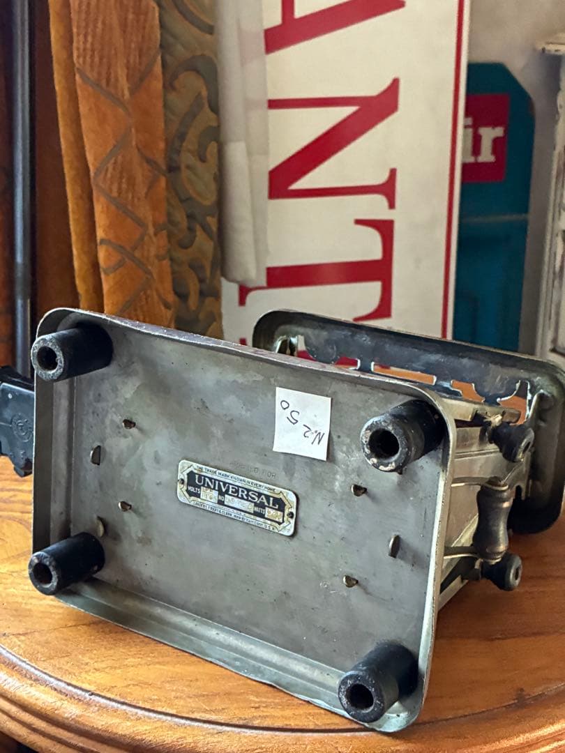 アンティーク　トースター　美しい　メタル　トースター　アメリカ　1920年代