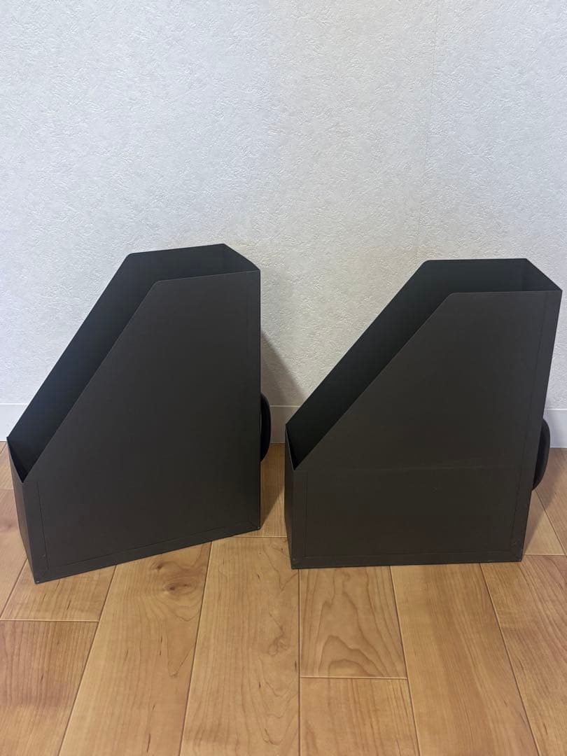 PACIFIC FURNITURE SERVICE ファイルストレージ