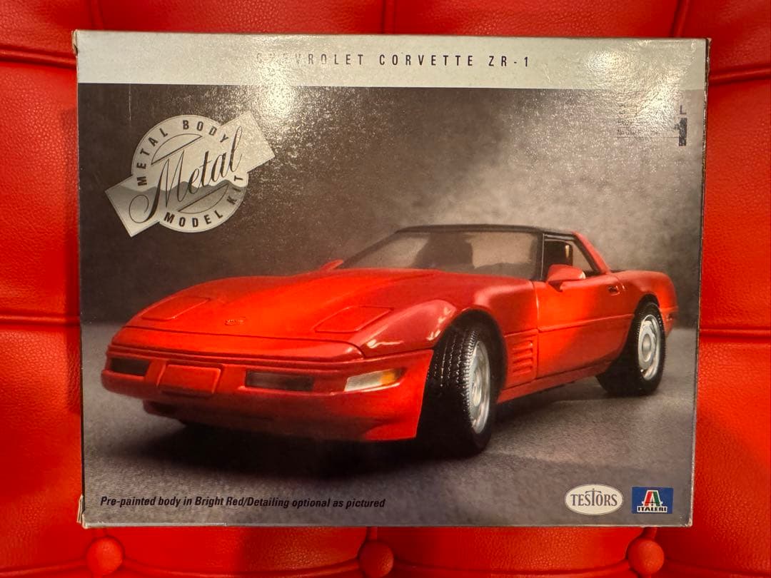 TESTORS×ITALERIコルベットZR-1メタルキット未組立品'90年代製