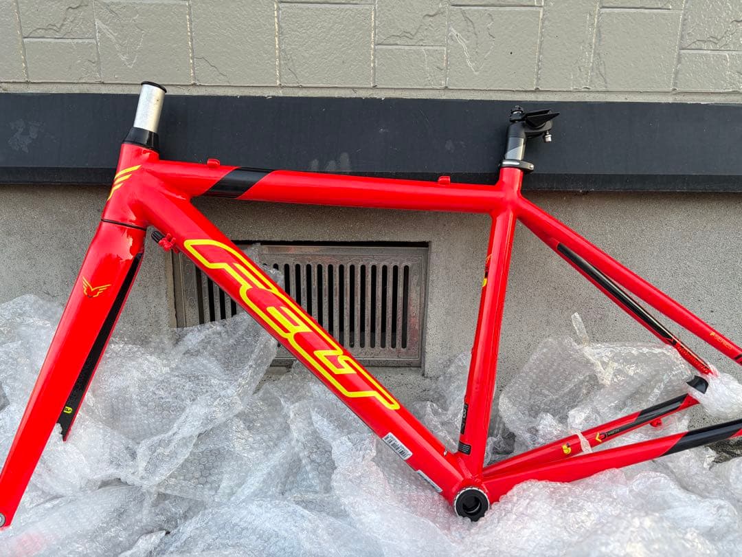 FELT F75 2016 フレーム