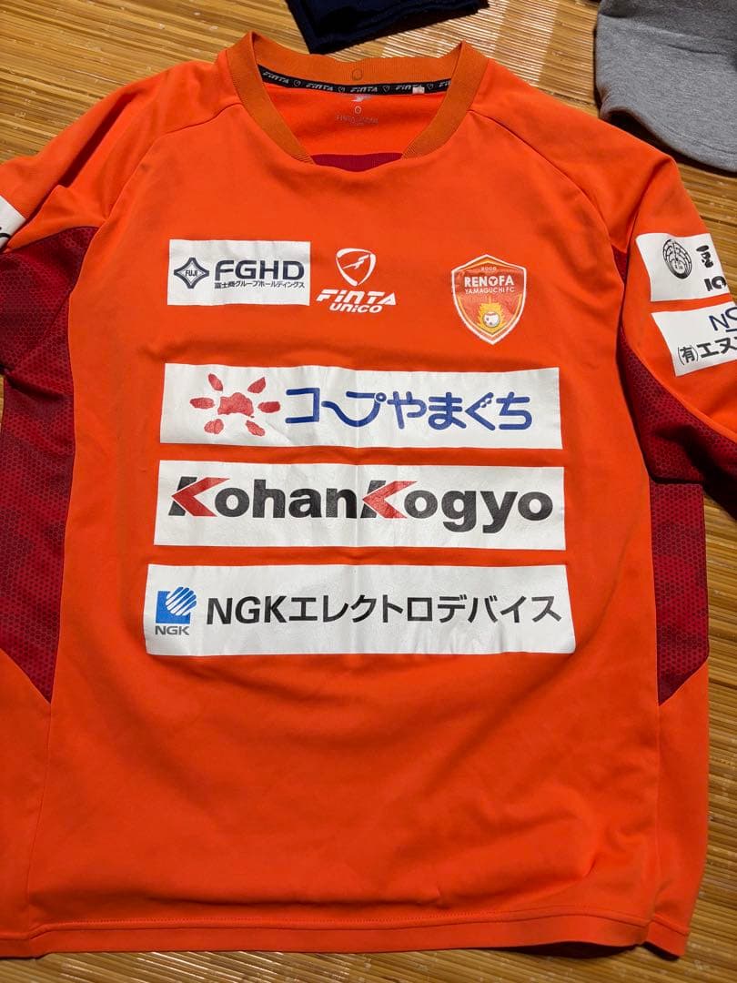 レノファ山口トレーニングウェア　長袖上　支給品