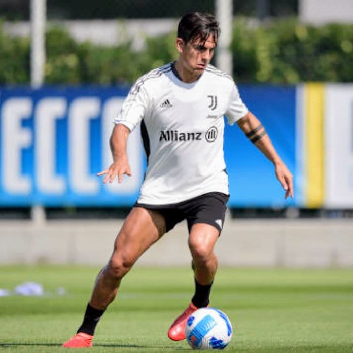 【匿名配送】【入手困難】ユベントス　プラシャツ　白　黒　ユーベ　アディダス