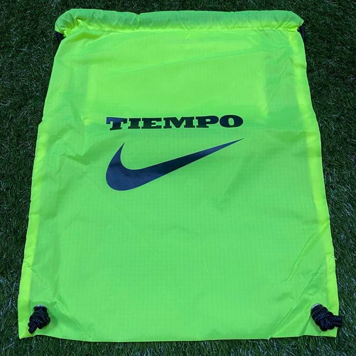 サッカースパイク ナイキ ティエンポ レジェンド Ⅵ SG-PRO