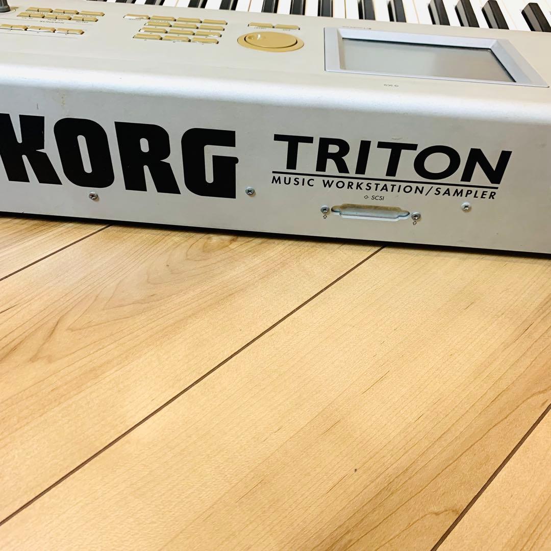 KORG TRITON シンセサイザー 61鍵 ジャンク 電源不良 送料無料