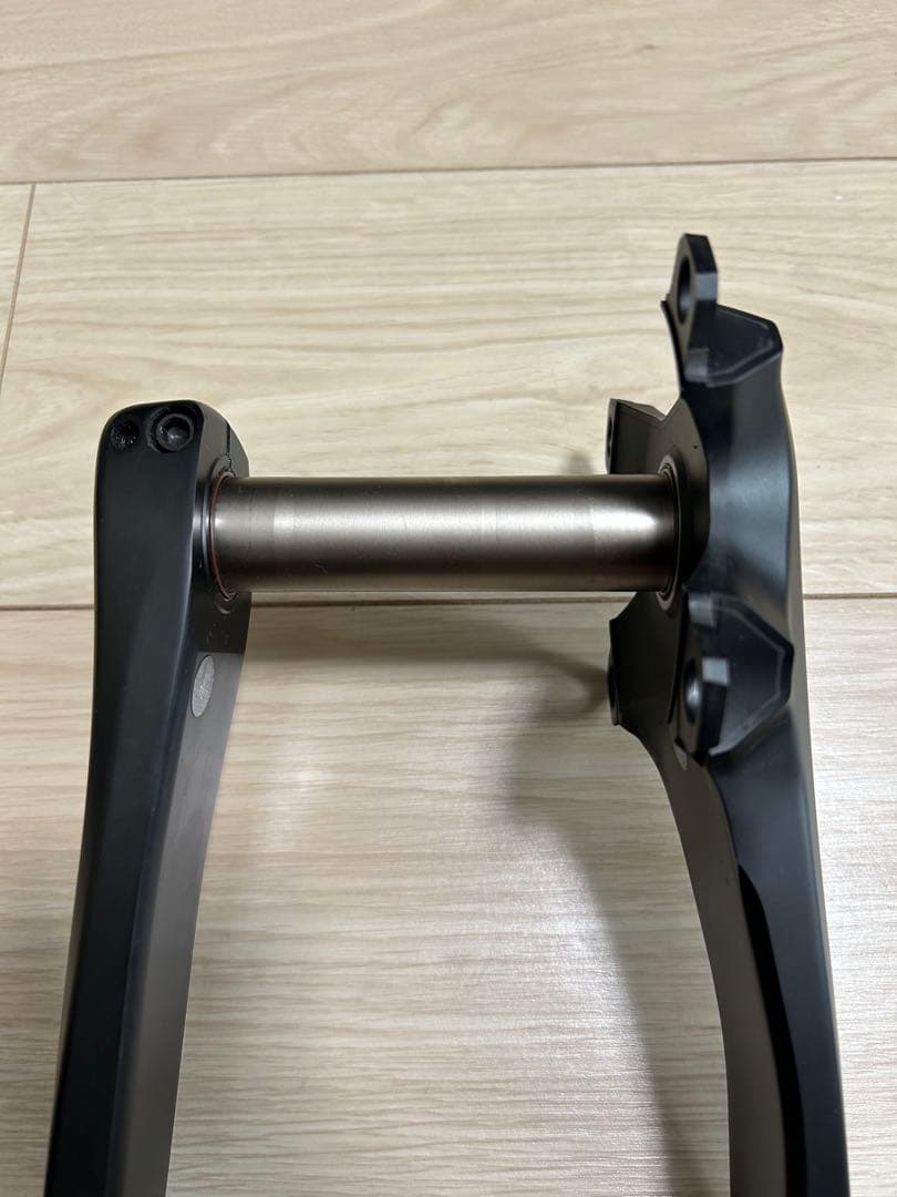 FC-R8100 165mm クランク