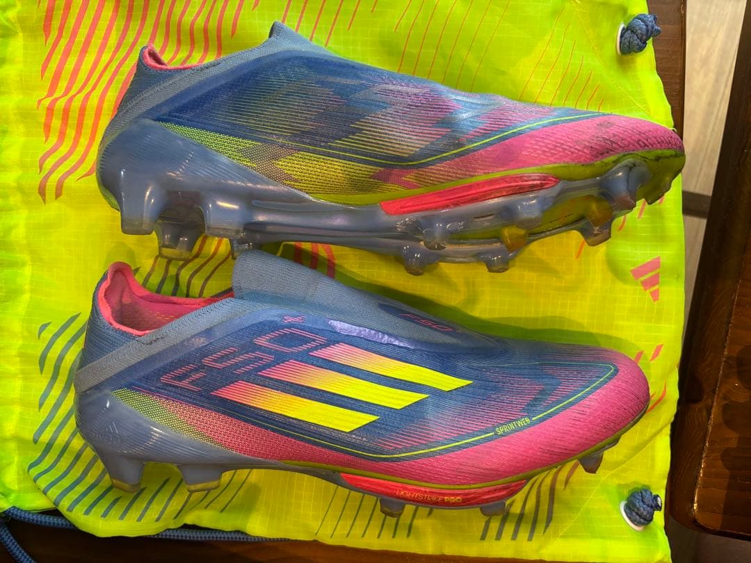 adidas F50 サッカーシューズ 青/ピンク