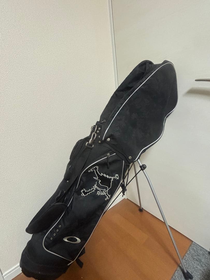 超レア　オークリー キャディバッグ REDLINE スタンドタイプ　6分割