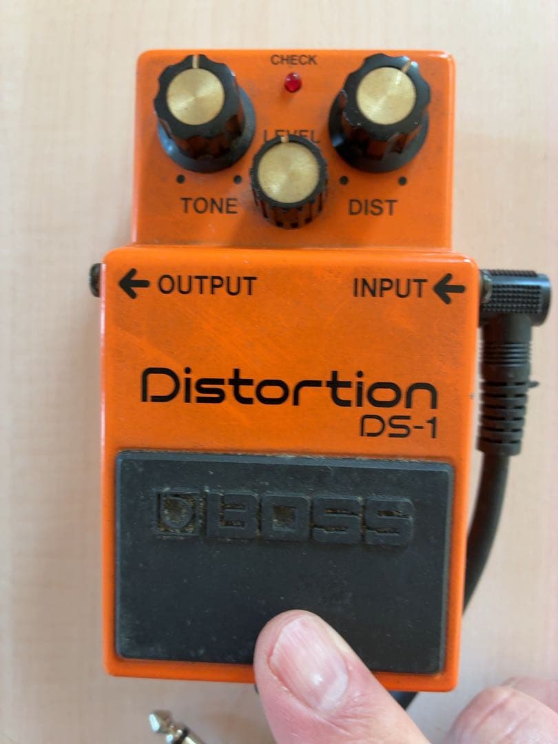 BOSS DS-1 ボス　ディストーション　ギターエフェクター　初期型　40年前