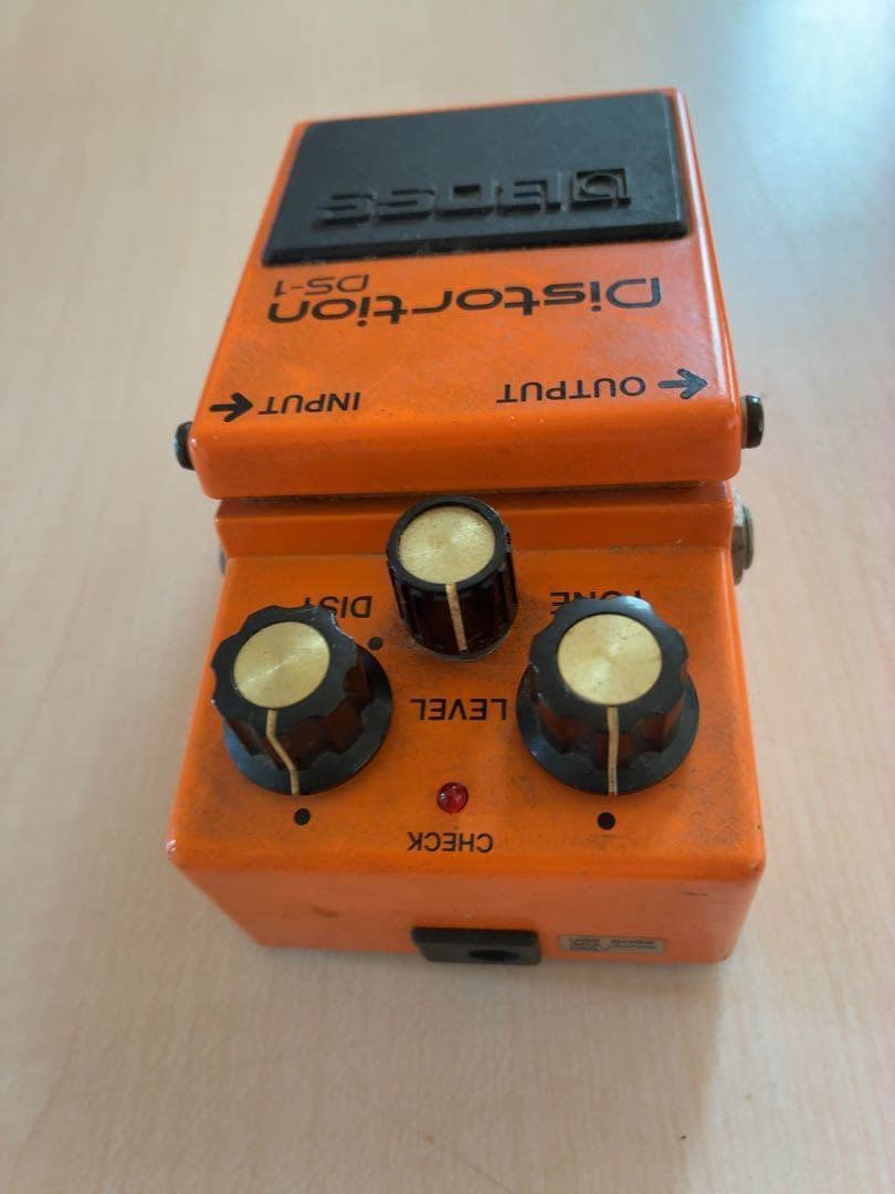 BOSS DS-1 ボス　ディストーション　ギターエフェクター　初期型　40年前
