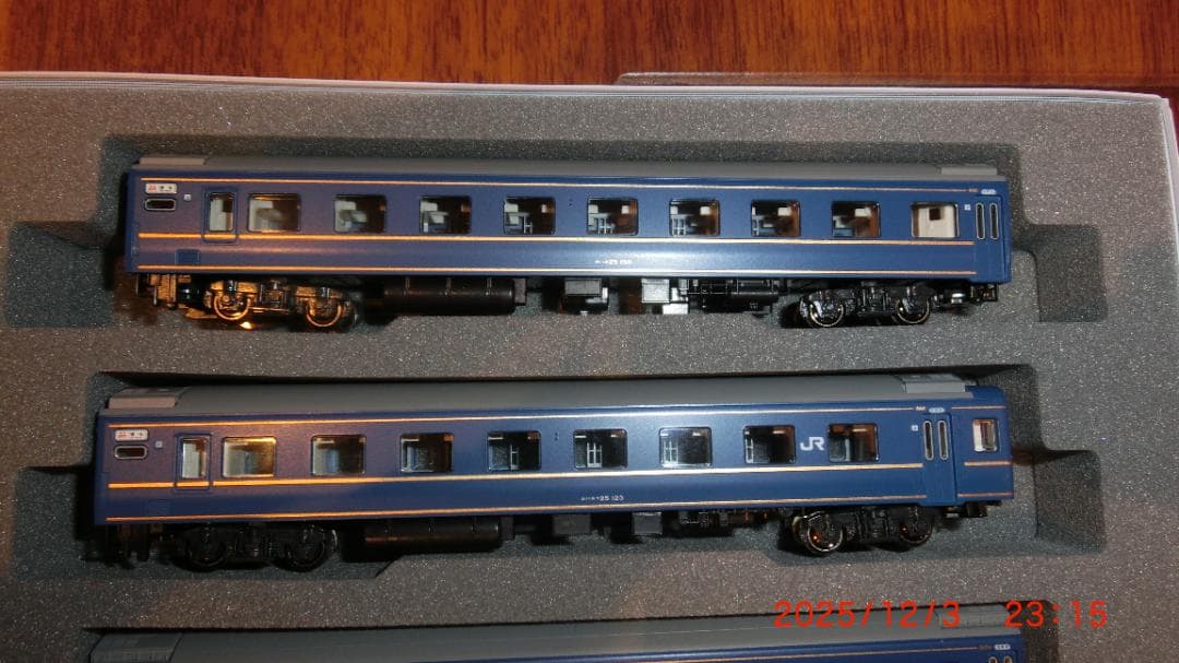 KATO 24系寝台特急「あさかぜ」（金帯）7両基本セット + 8両増結セット