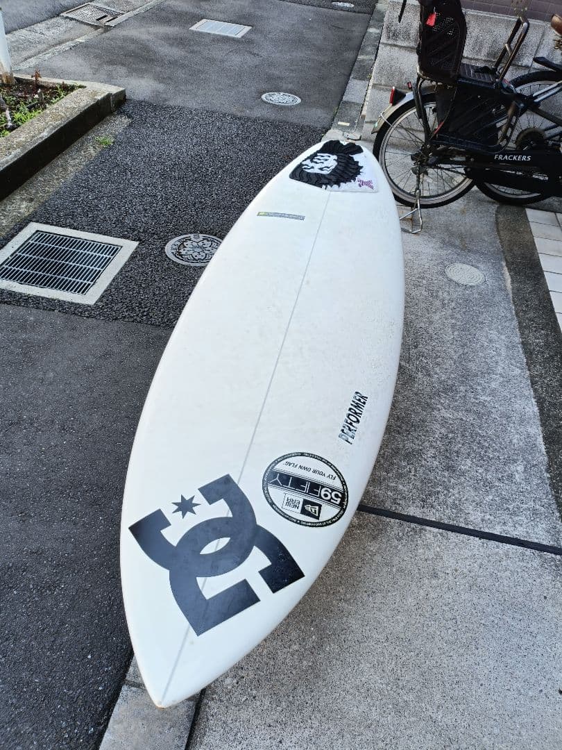 Three Weather P-SD64 WT サーフボード　浮力44Lで初心者