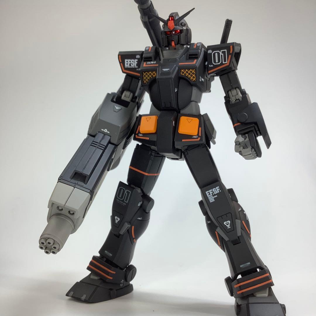 プレミアムバンダイ限定 HG FA-78-2 ヘビーガンダム　塗装済完成品